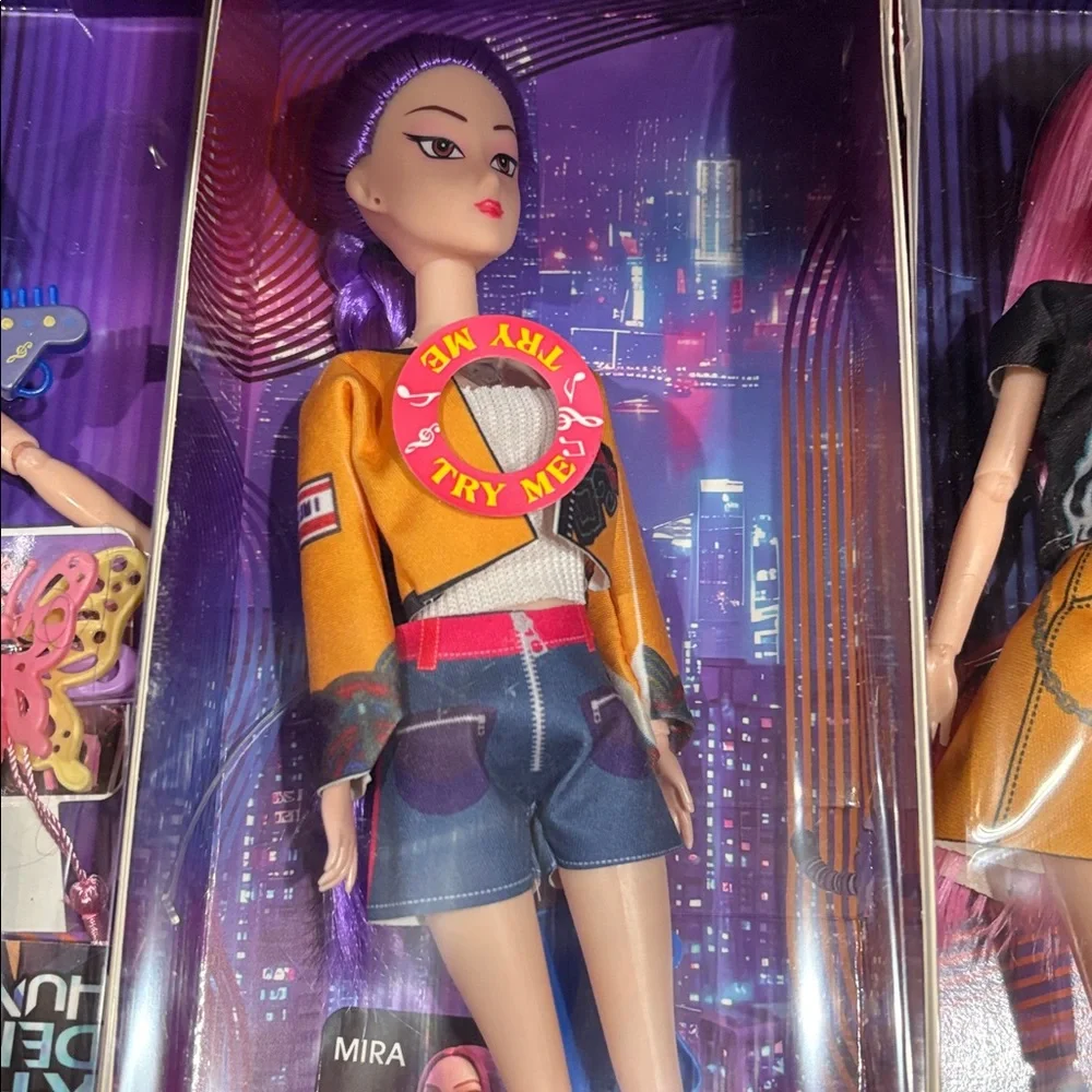 SINGING K-Pop Demon Hunters 3 Fashion Dolls Musical NIB‎